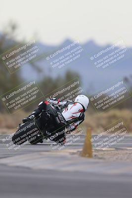 media/Sep-21-2025-Race Pace (Sun) [[98bf33ef95]]/Verified/2-Turn 2 Backside (835am)/